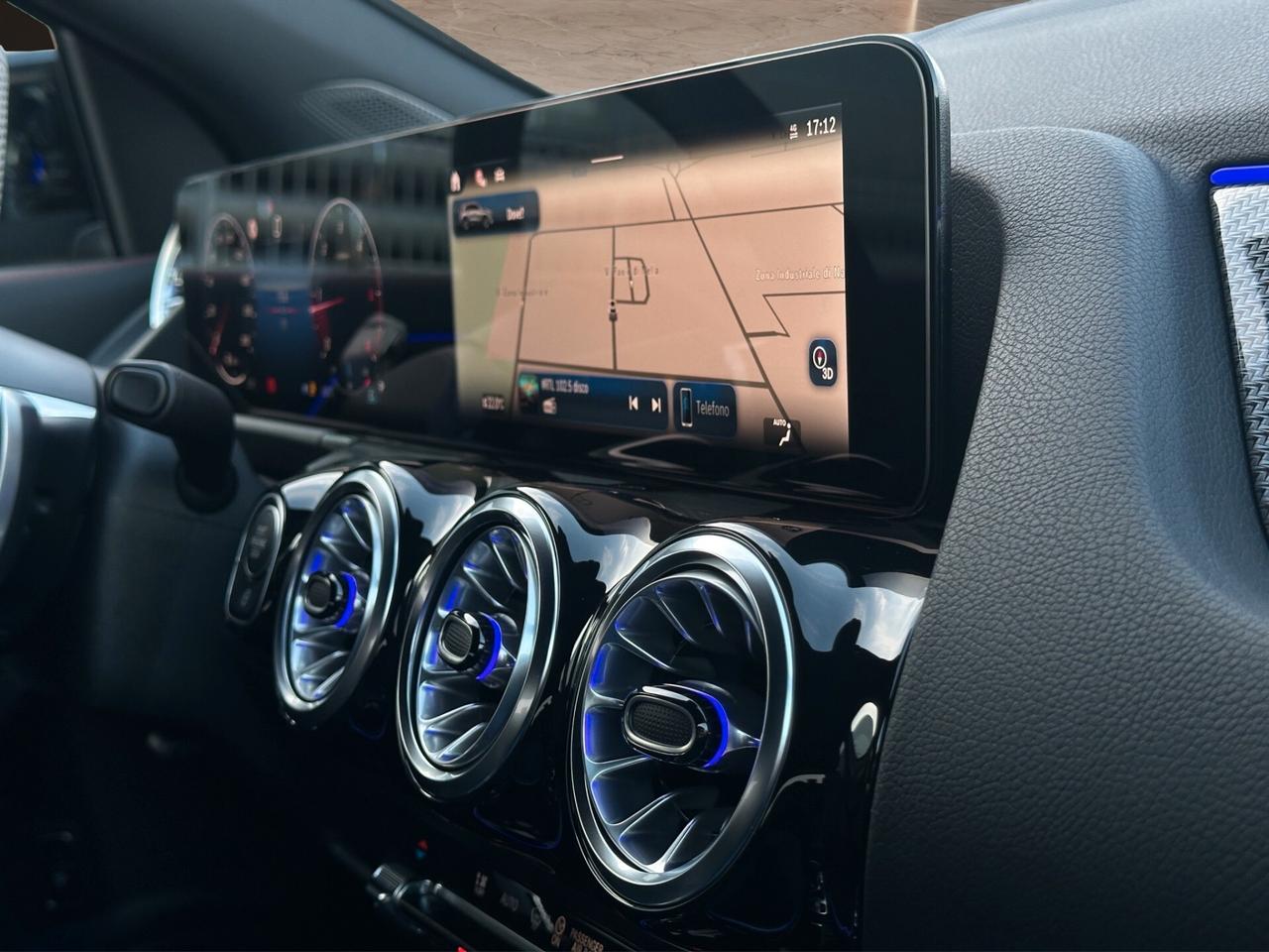 Mercedes-benz GLA 200 AMG Line Premium
