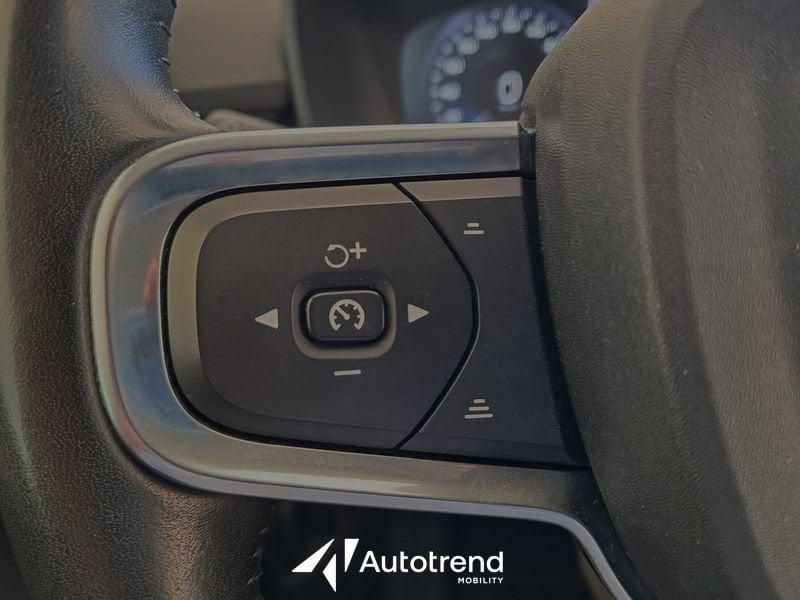 Volvo XC40 Recharge T4 129+82 CV Plug-in Hybrid Automatica Recharge Inscription Expression