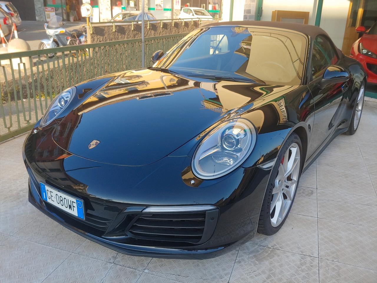 Porsche 911 3.0 Carrera 4S Cabriolet