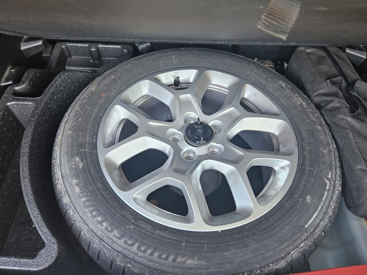 Jeep Renegade 1.6 E-TorQ EVO Longitude