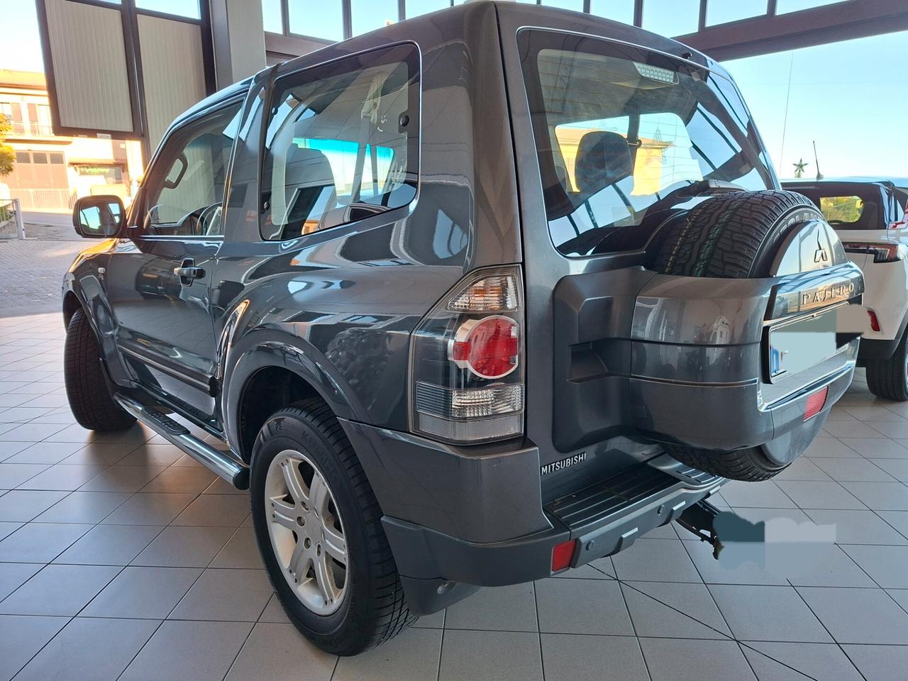 Mitsubishi Pajero 3.2 DI-D 16V 3p. Invite DPF
