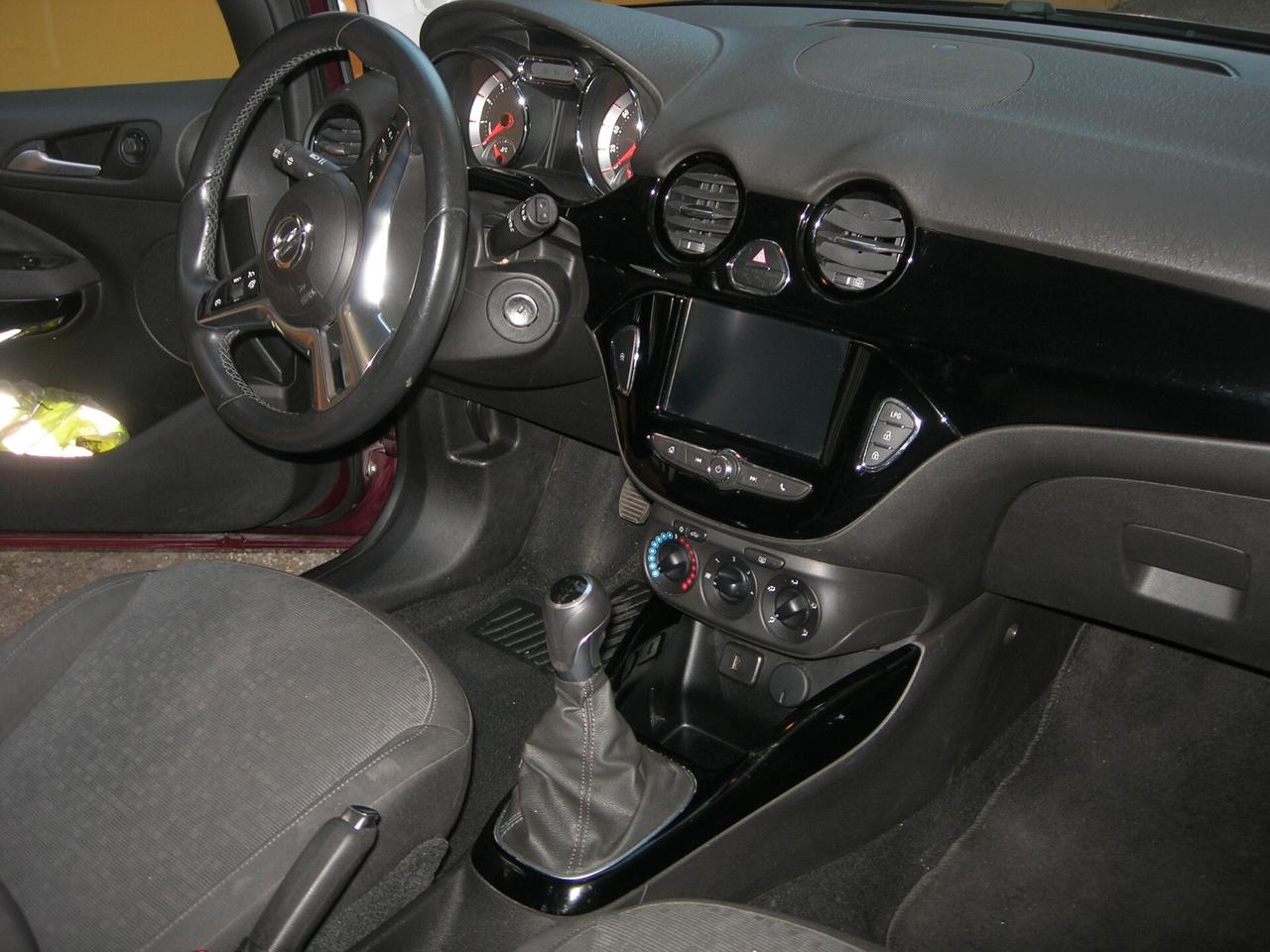 Opel Adam 1.4 87 CV GPL Tech Glam
