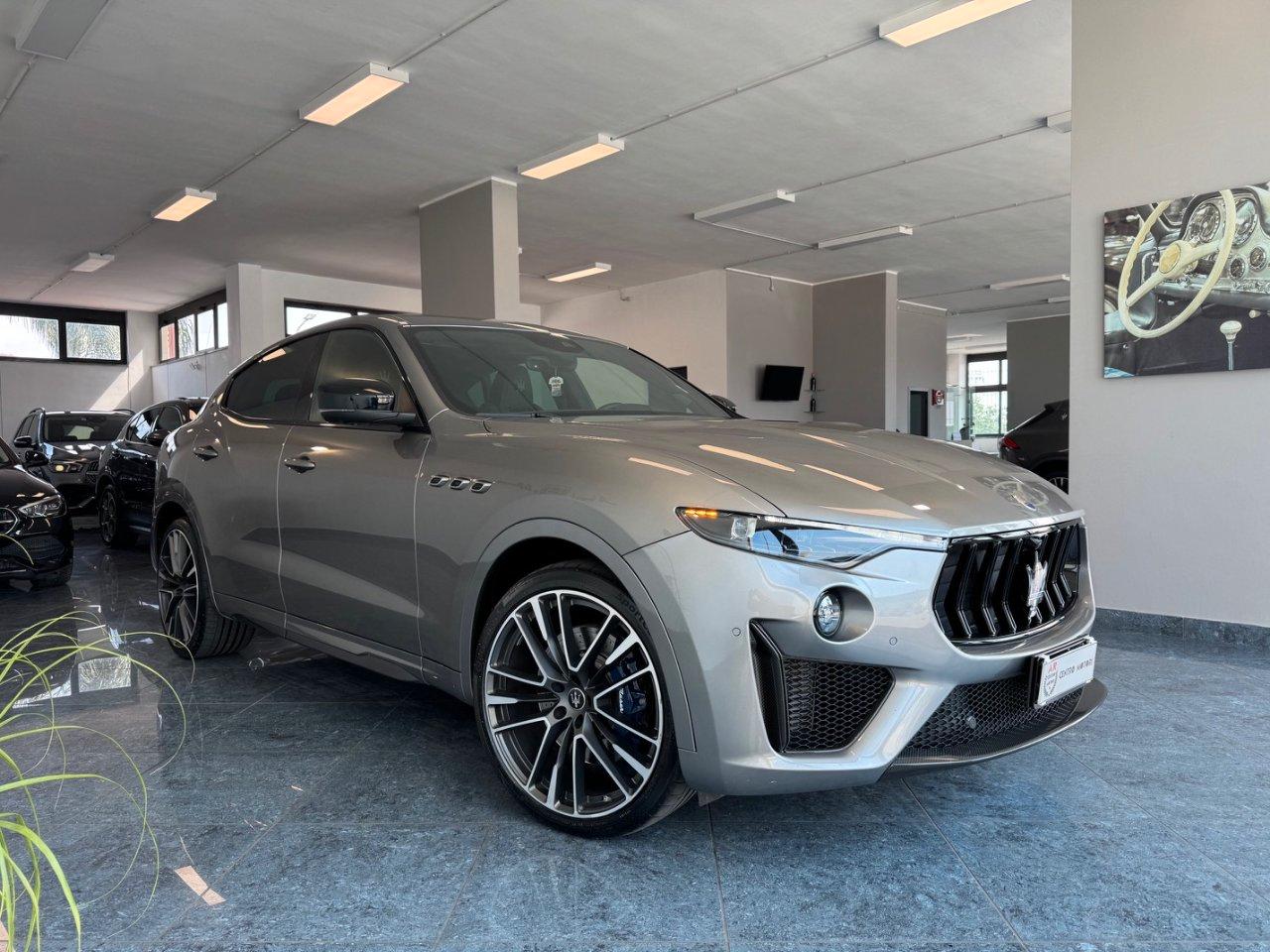 Maserati Levante 3.8 V8 Trofeo 580cv Tetto 22" Carbonio Full