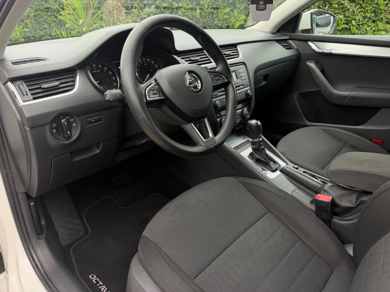 Skoda Octavia 2.0 TDI 150CV DSG 2014