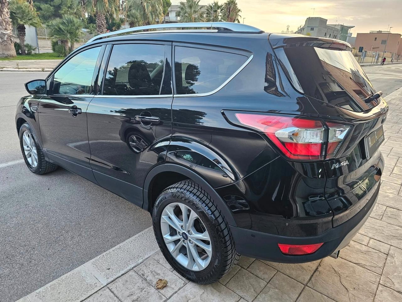 FORD KUGA 1.5 TDCI 120CV TITANIUM SPORT EDITION