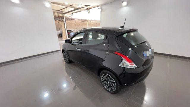 LANCIA Ypsilon 1.0 FireFly 5 porte S&S Hybrid Oro #Clima.Auto