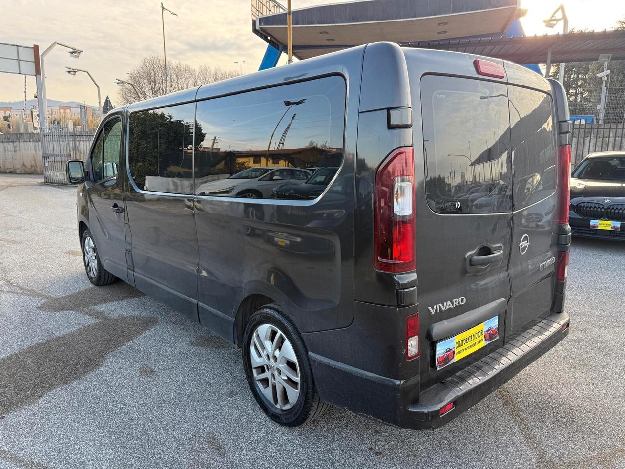 Opel Vivaro 1.6 BiTurbo 9 posti