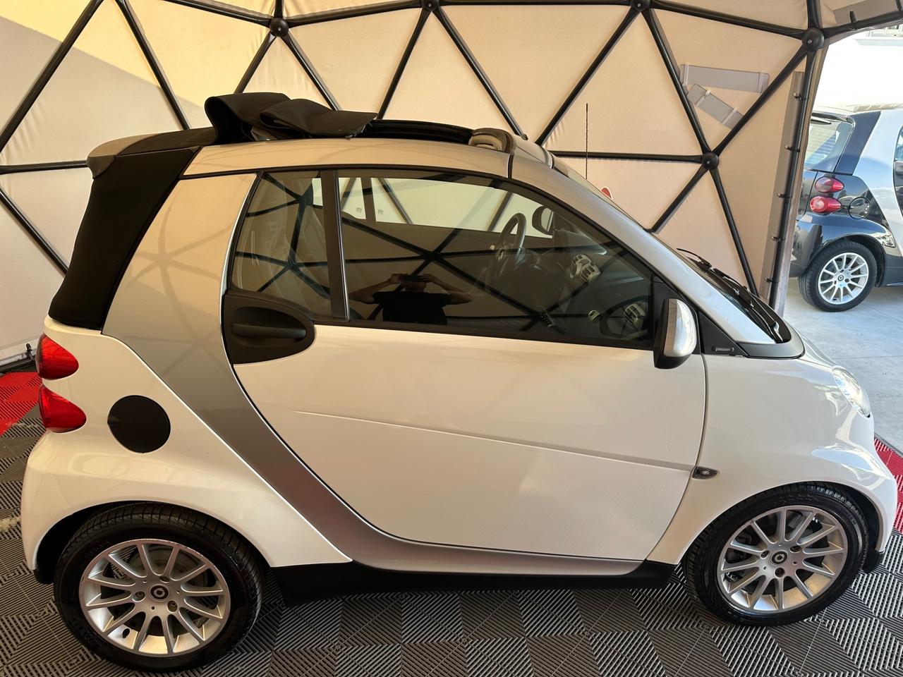 Smart ForTwo 1000 52 kW MHD cabrio passion
