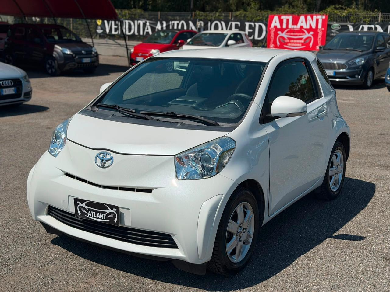 Toyota iQ 1.0 Multidrive Versione Lancio