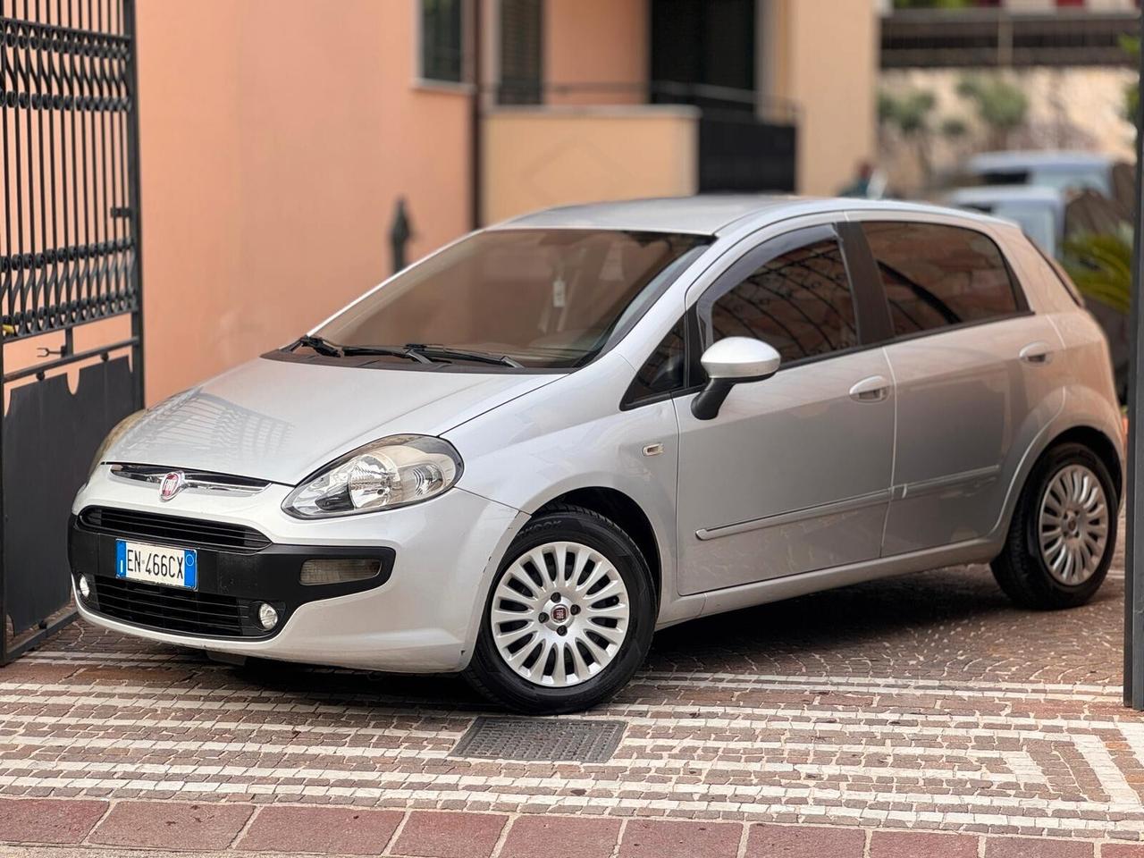 Fiat Punto 1.3 MJT II 75 CV 5 porte Lounge