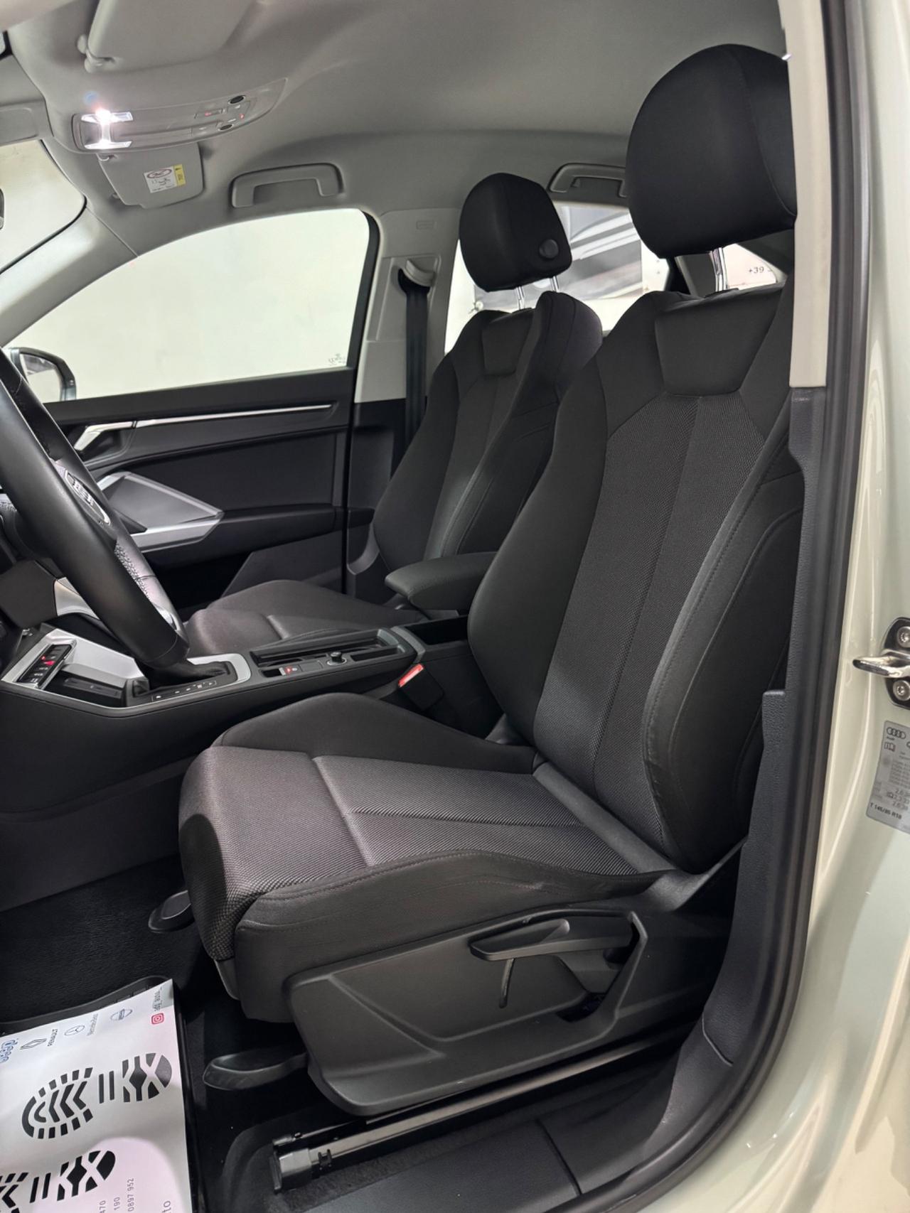 Audi Q3 35 TDI S tronic S line 2021 unico proprietario 22779km