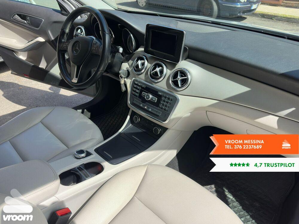 MERCEDES GLA (X156) GLA 200 CDI Automatic Sport