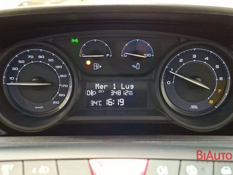 Lancia Ypsilon Ypsilon 1.0 firefly hybrid Platino s&s 70cv