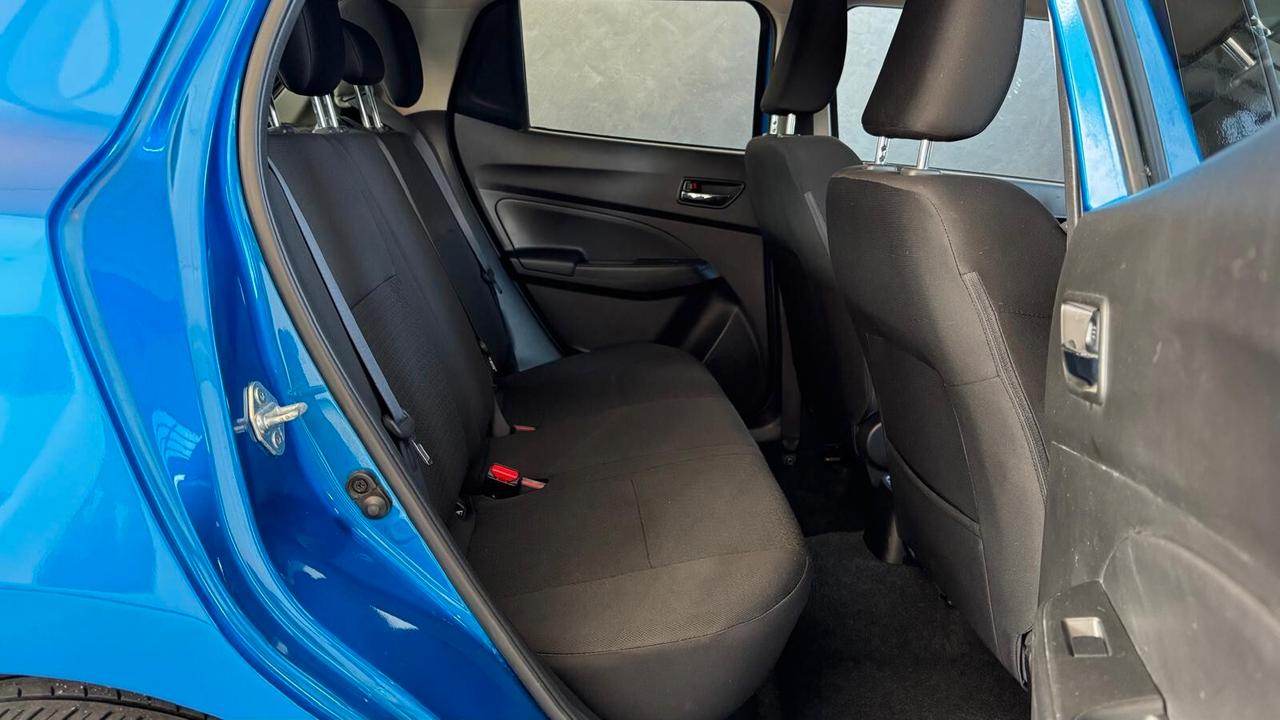 Suzuki Swift 1.2 Hybrid Top