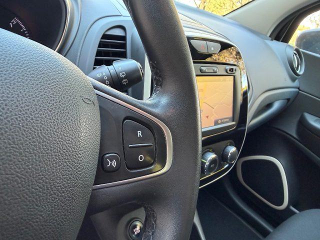 RENAULT Captur 0.9 90CV TCE ENERGY BOSE NAVIGATORE SENSORI PARCH.
