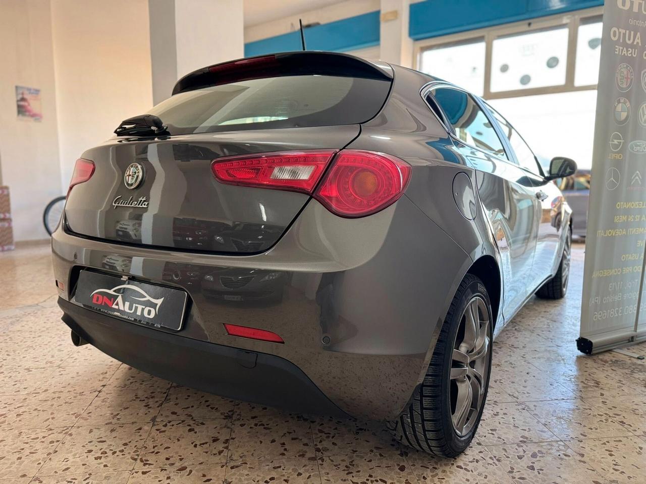 Alfa Romeo Giulietta 1.6 JTDm-2 105 CV Distinctive
