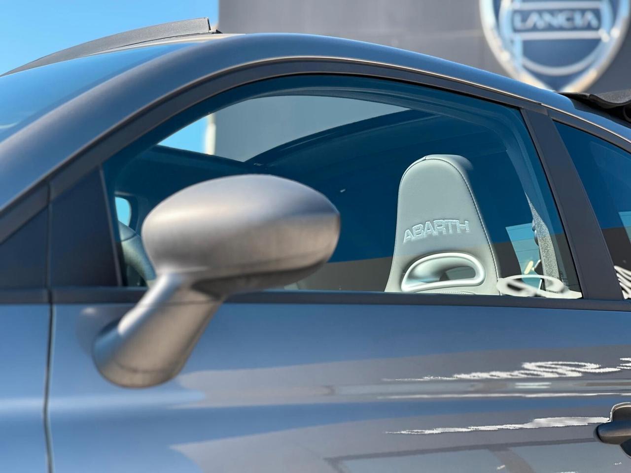 Abarth 595 C 1.4 Turbo T-Jet 165 CV