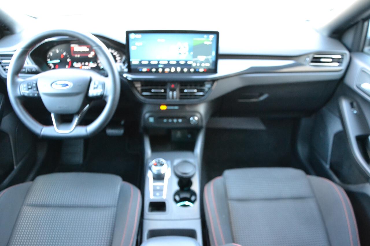 Ford Focus 1.5 115CV ST-LINE AUT. +NAV+FULL LED+RCAM+PRIVACY+