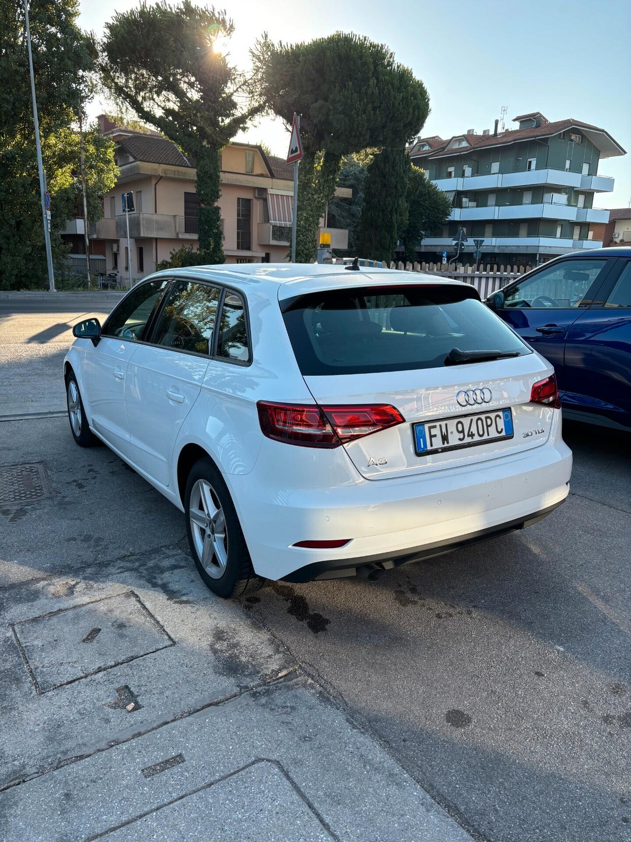 Audi A3 SPB 30 TDI S tronic Business NESSUN VINCOLO
