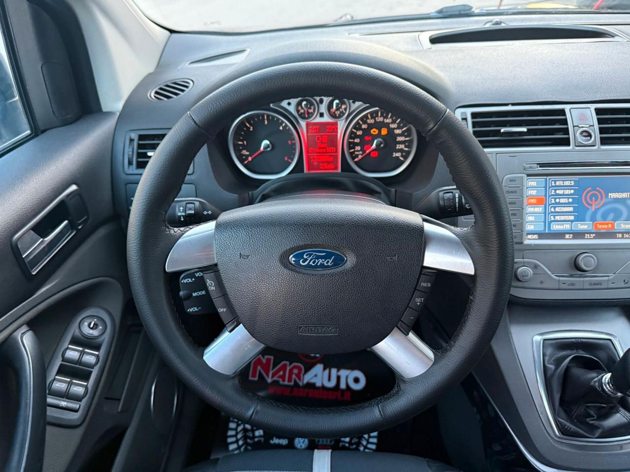 Ford Kuga 2.0 TDCi 163 CV 4WD Titanium