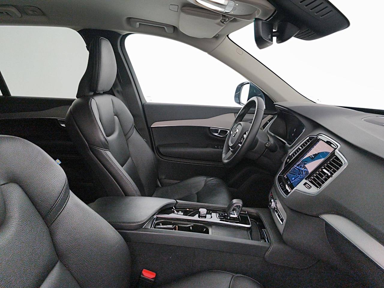 Volvo XC90 2.0 b5 Core awd 7 Posti