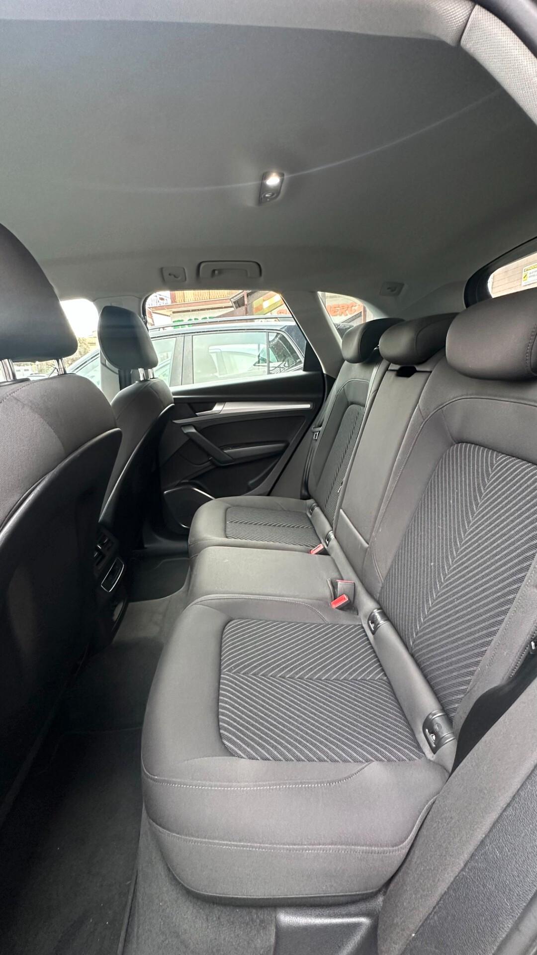 Audi Q5 40 TDI 204 CV quattro S tronic Business Advanced