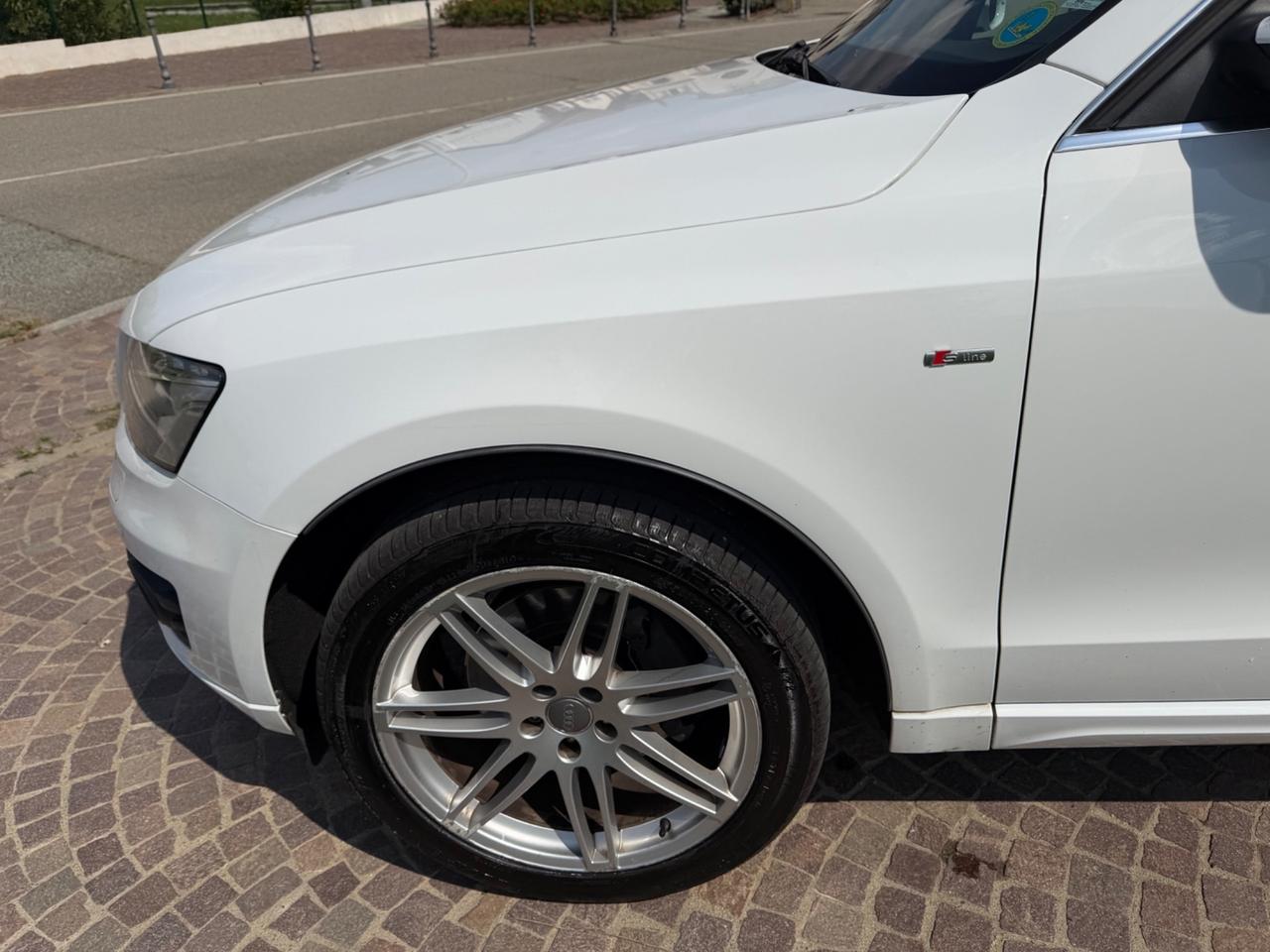 Audi Q5 3.0 V6 TDI quattro S tronic
