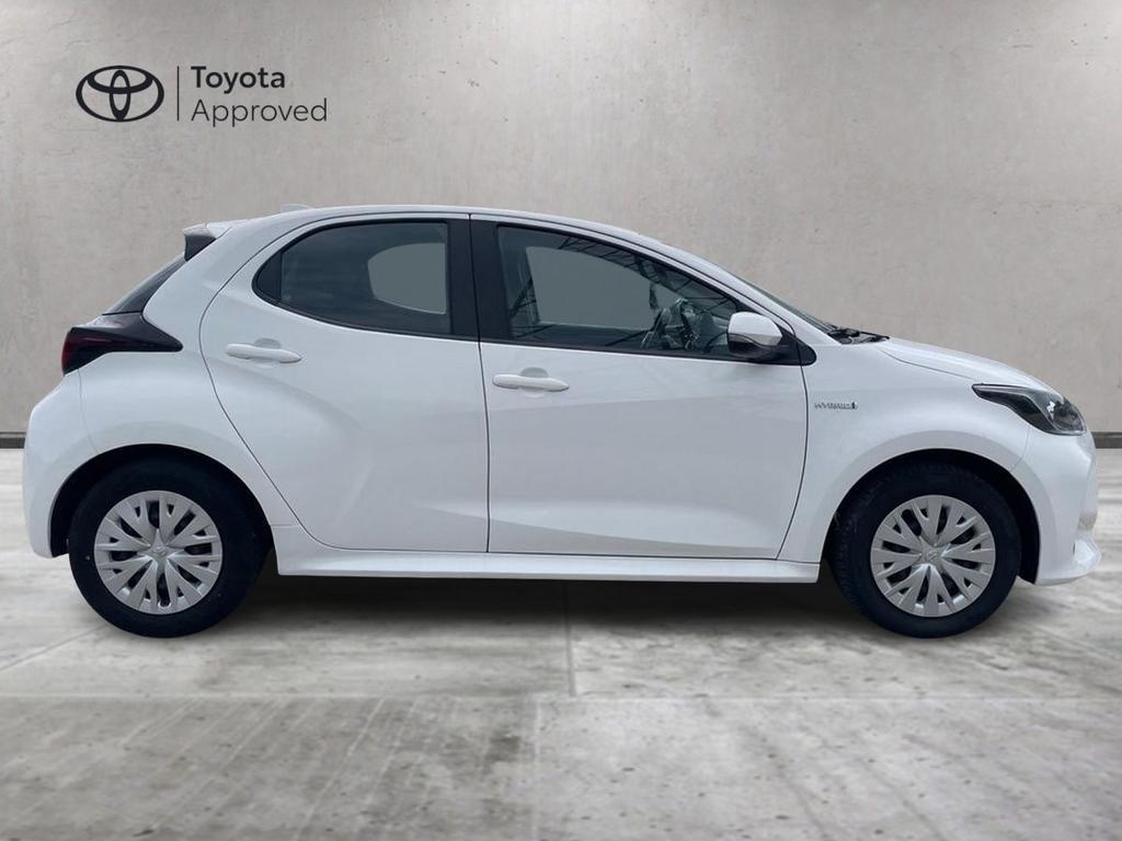 Toyota Yaris 1.5 hybrid Active
