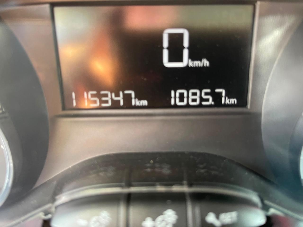 Peugeot 208 1.2 2015 100 mila km