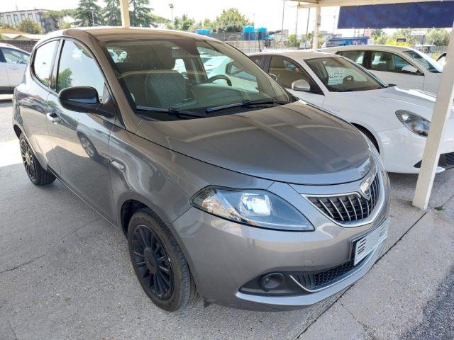 LANCIA Ypsilon 1.0 FireFly 5 porte S&S Hybrid Ecochic Gold Uniprò