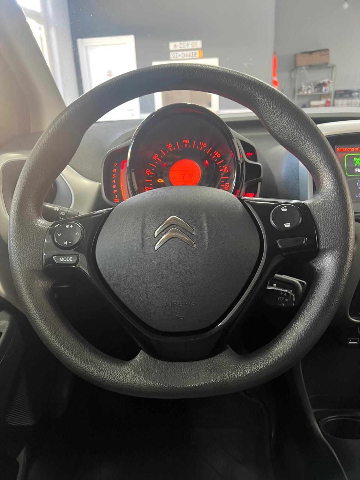Citroen C1 PureTech 82 5 porte Shine