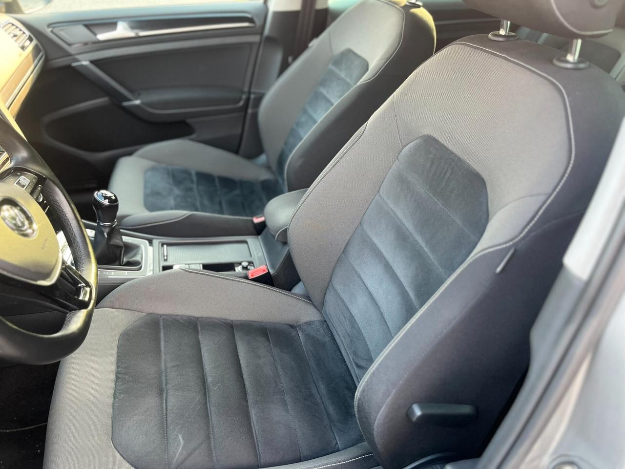Volkswagen Golf 1.6 TDI 5p. Highline BlueMotion Technology