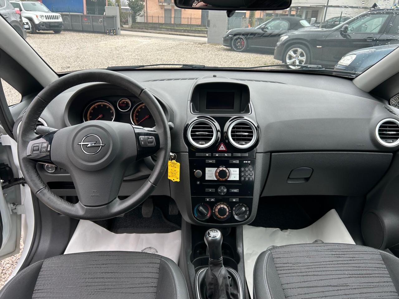 Opel Corsa 1.2 5 p UNIPROPRIETARIO-NEOPATENTATI