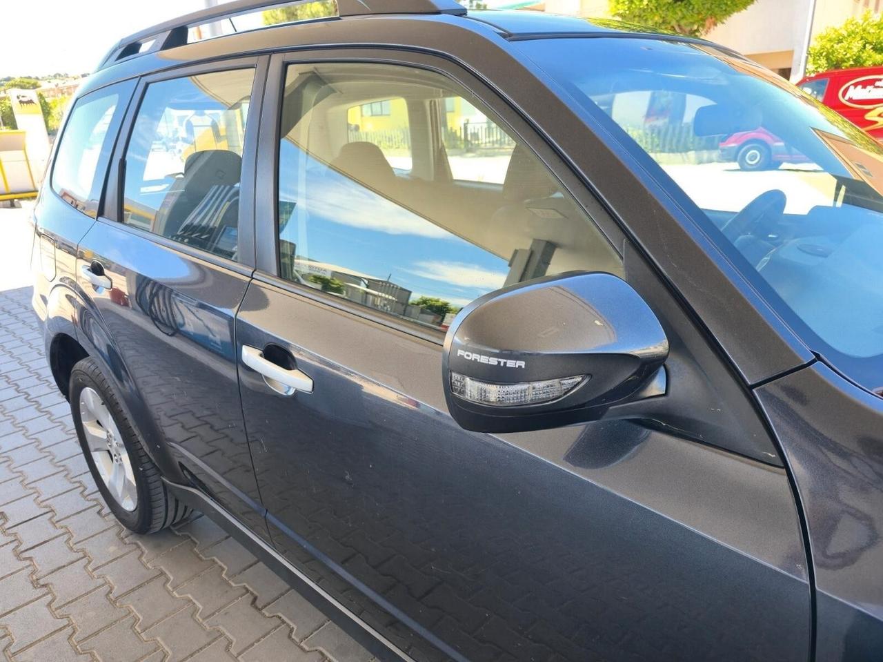 Subaru Forester 2.0D XS Exclusive (15 ANNIVERSARY) AWD