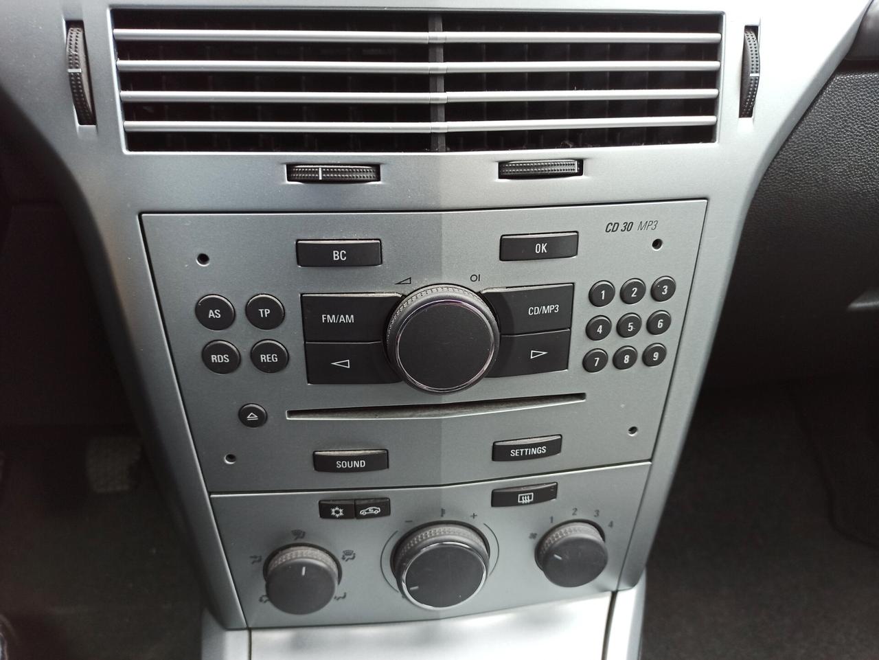 Opel Astra 1.7 CDTI 110CV 5 porte Cosmo