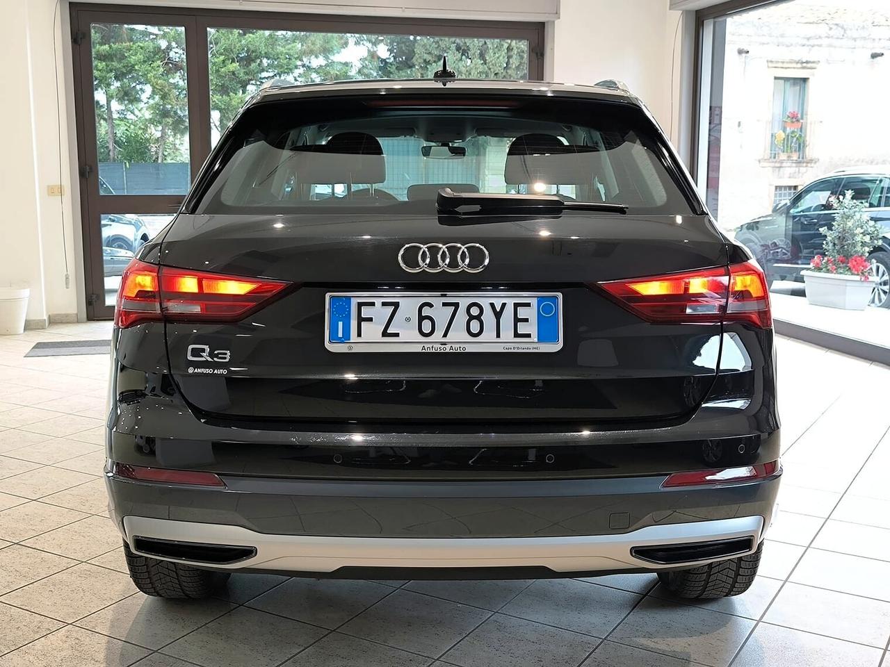 Audi Q3 35 TDI S tronic Business Advanced