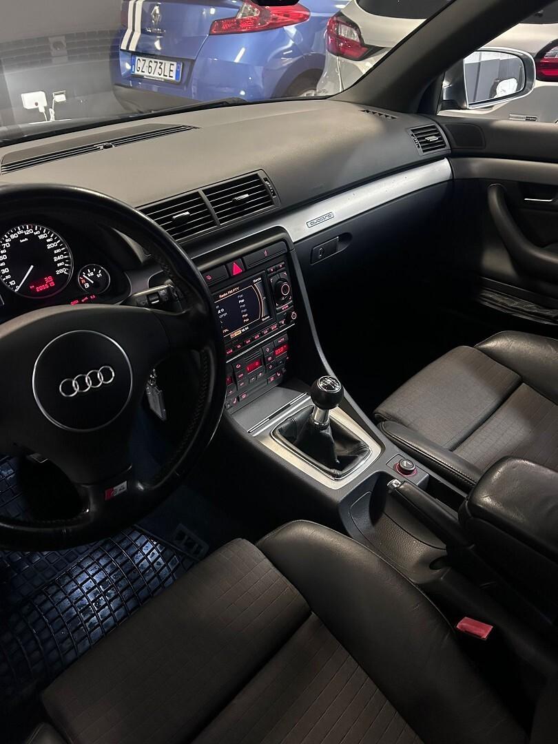 Audi S4 4.2cc 345cv V8 NO SUPERBOLLO