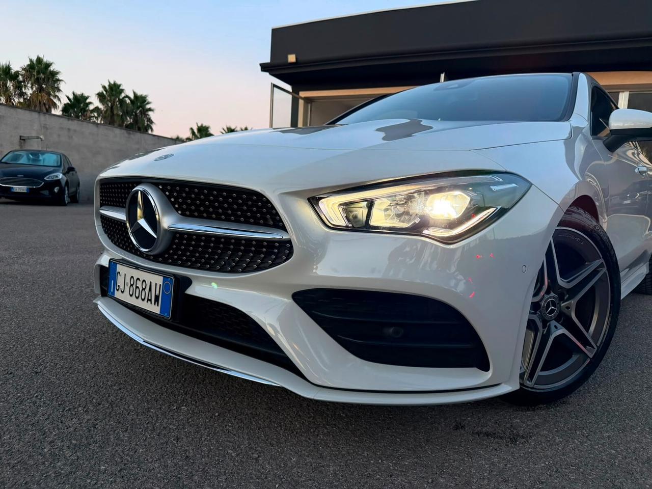 Mercedes-benz CLA 200d Automatic SB Premium AMG Led Ambient