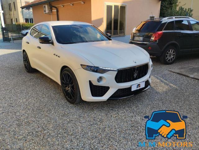 MASERATI Levante V6 Diesel AWD Gransport 250 CV