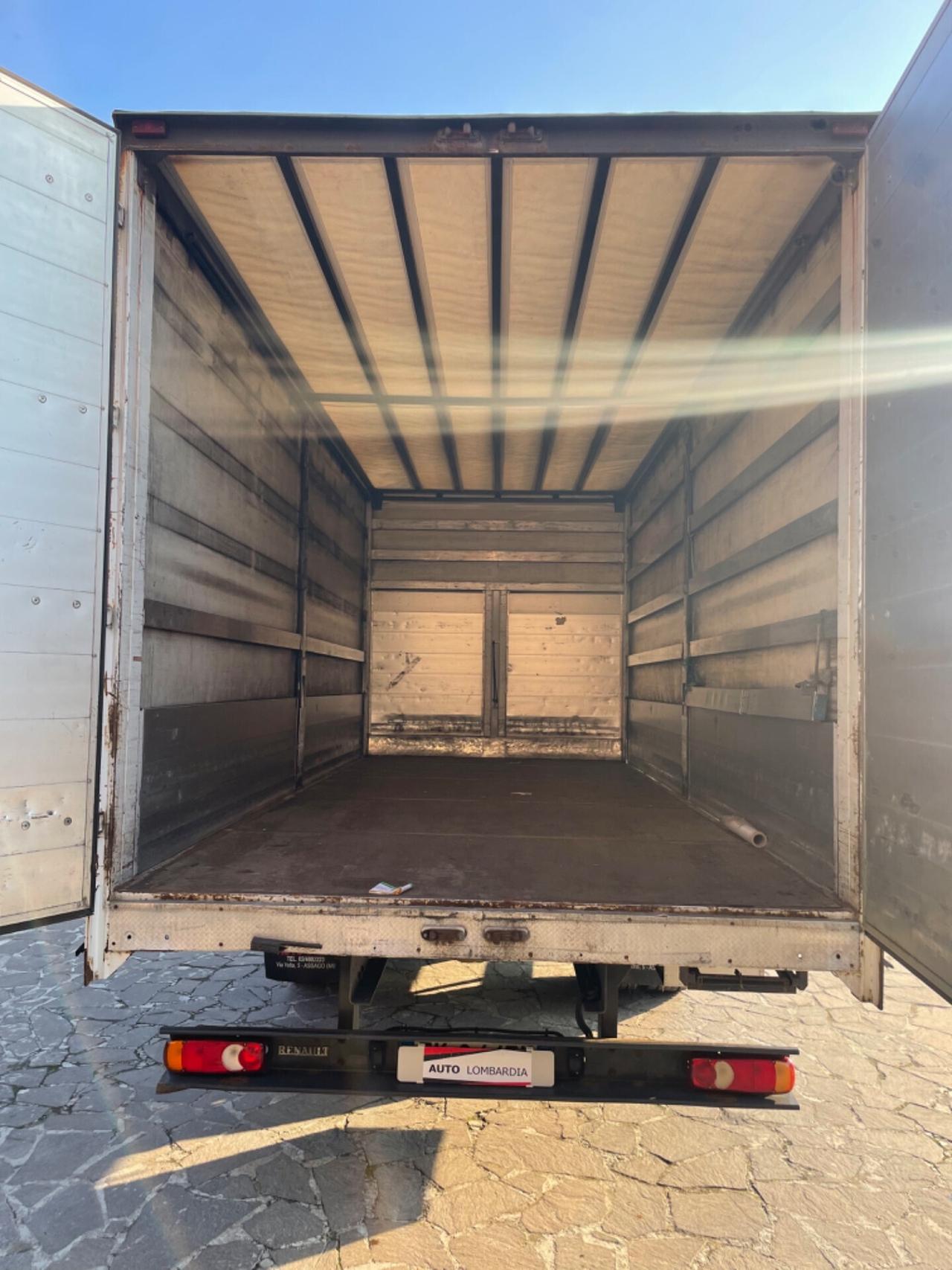 RENAULT TRUCKS