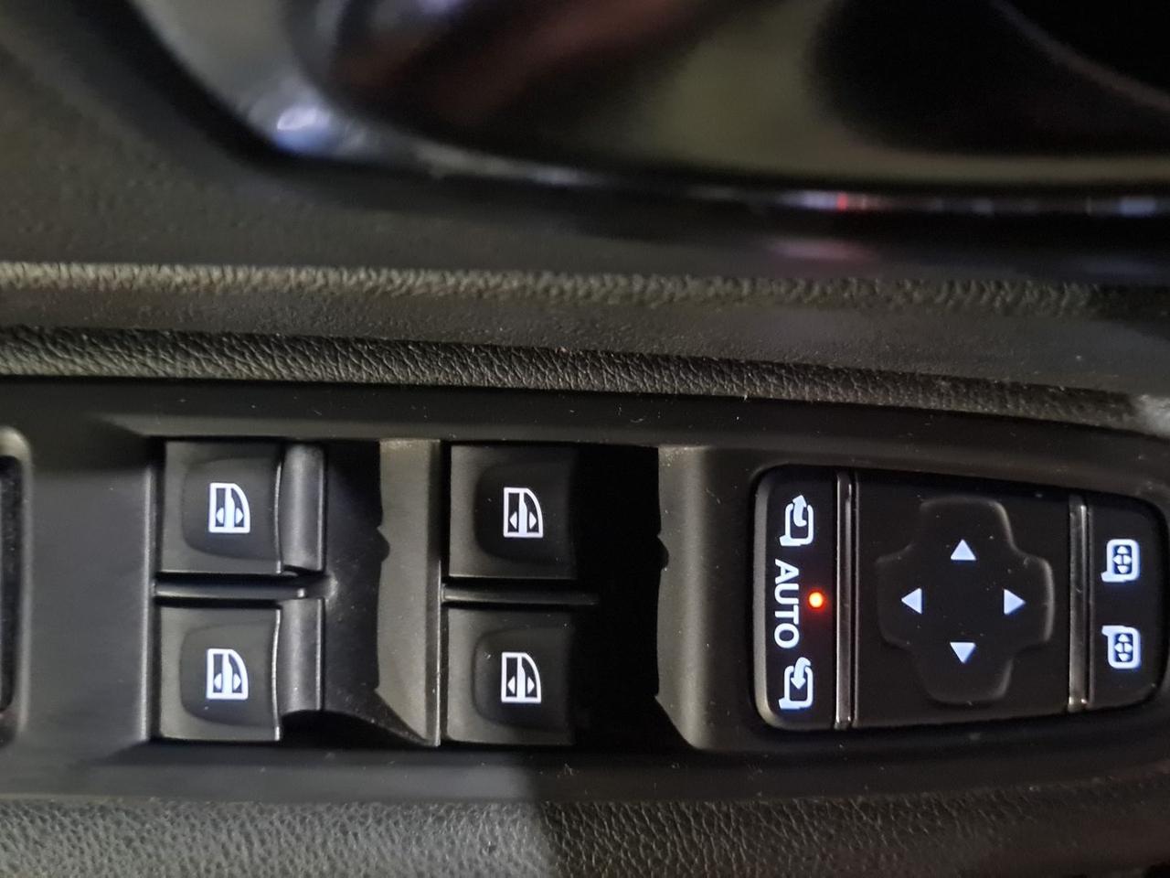 Renault Captur 0.9 ENERGY TCe Intens #8205