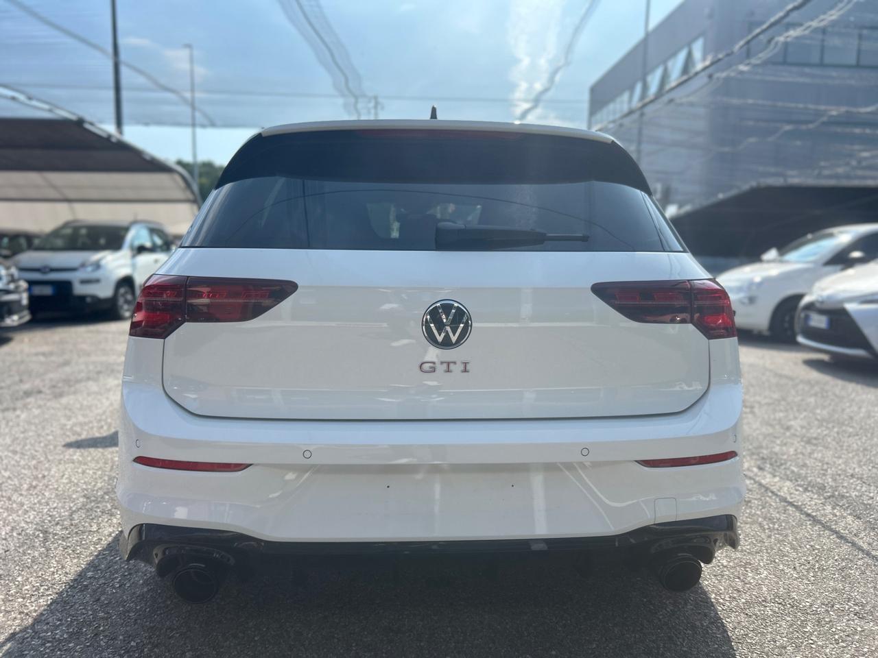 VOLKSWAGEN Golf 8 GTI