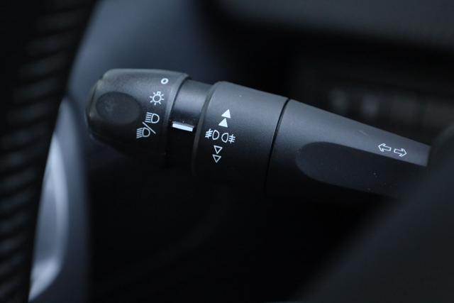 PEUGEOT 2008 BlueHDi 75 Active