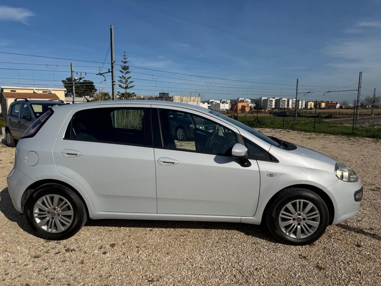 Fiat Punto Evo GPL AUTOMATICA SUPER PREZZO 2.999€
