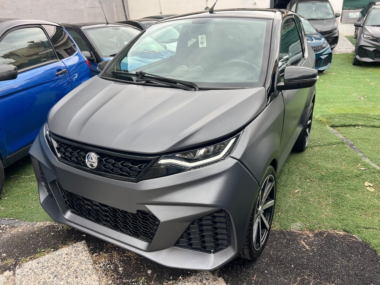 Aixam city Ambiton gto full black 2024 18000 km