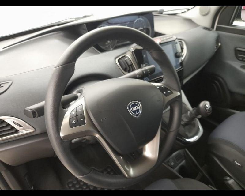 Lancia Ypsilon III 2021 1.0 firefly hybrid Gold s&s 70cv