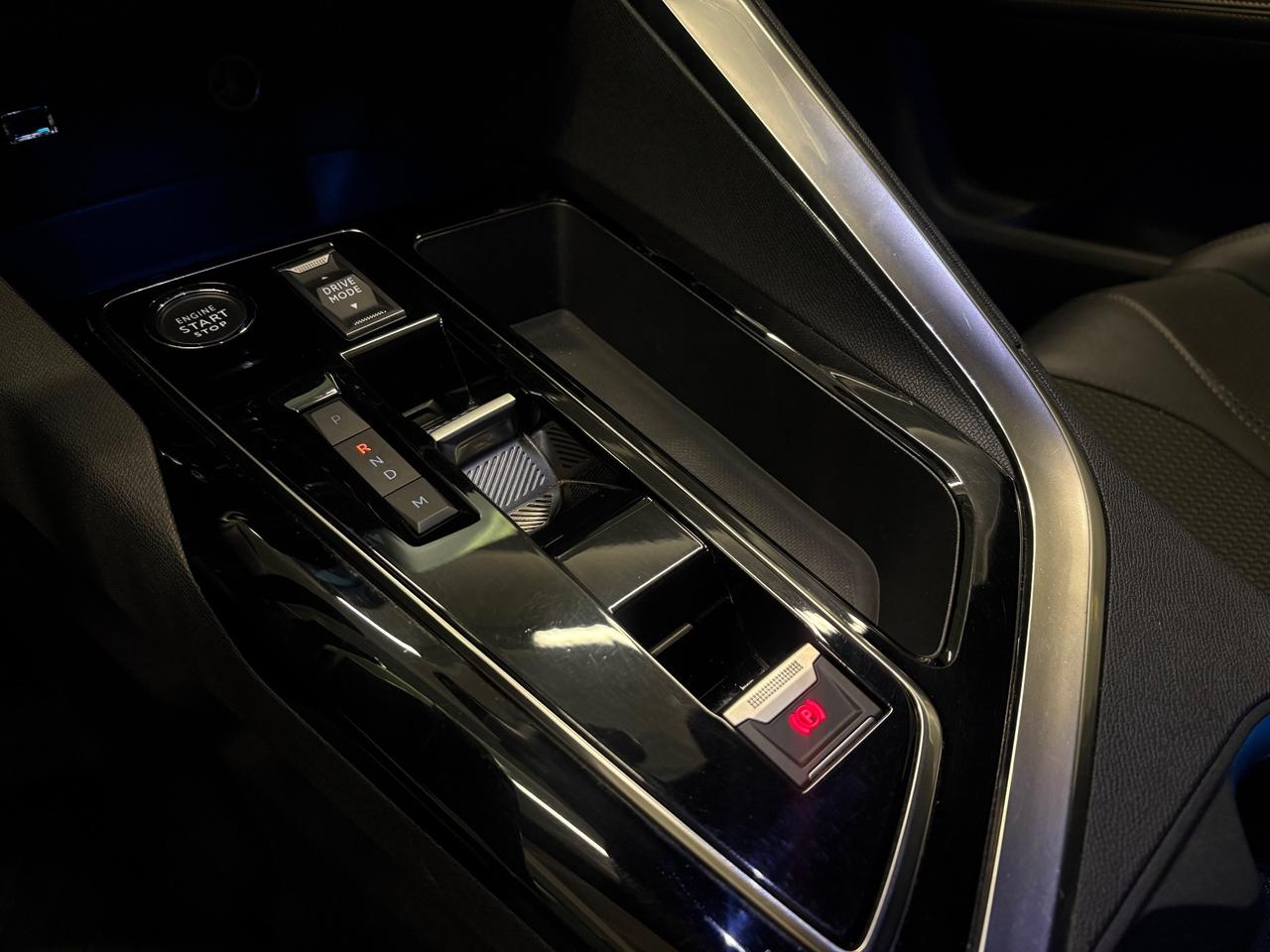 Peugeot 5008 1.5 GT 130CV 7 POSTI