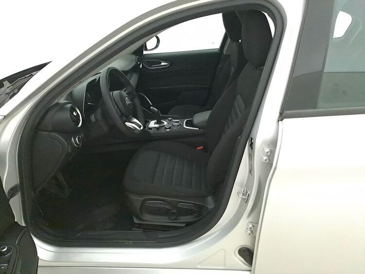 Alfa Romeo Giulia Business AT8 BR115109 2.1 Diesel 160CV