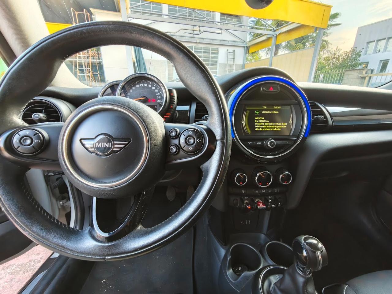 Mini 1.5 Cooper D NEO PATENTATI SOLO 142MILA KM EURO6!!!!