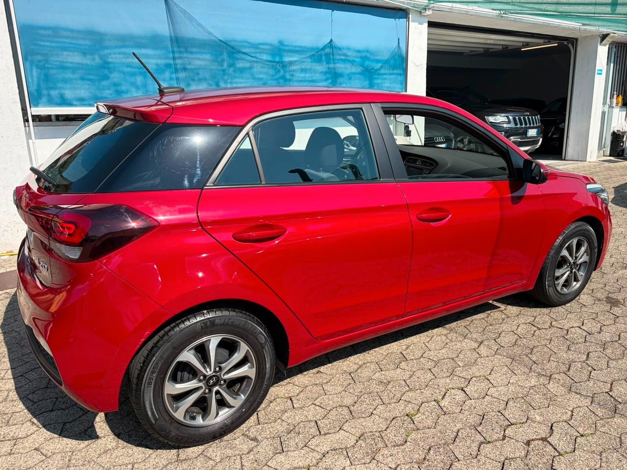Hyundai i20 1.2 5 porte Connectline*EURO6*NEOPATENTATI